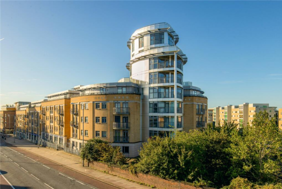 Cambridge Removals Challenge   Chris 6